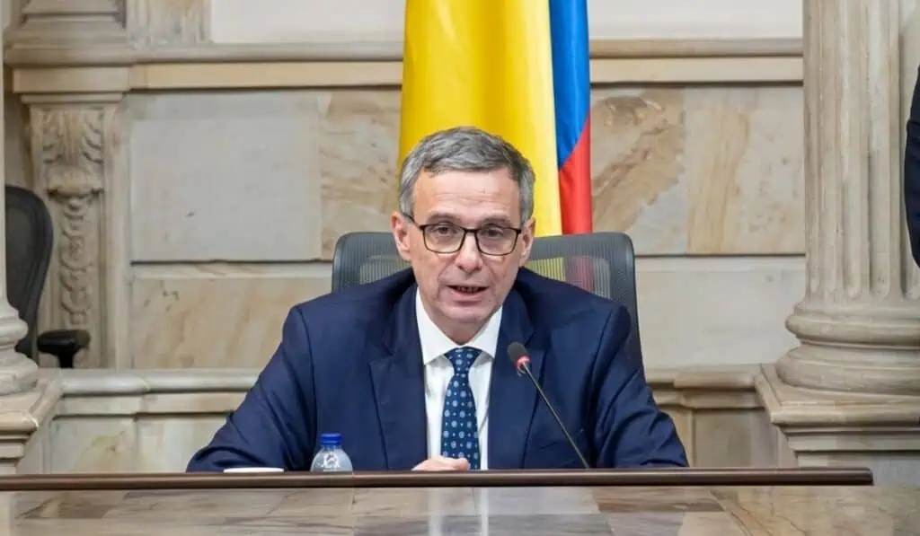 Gobierno solicita al Fondo Monetario Internacional evaluación de la economía colombiana